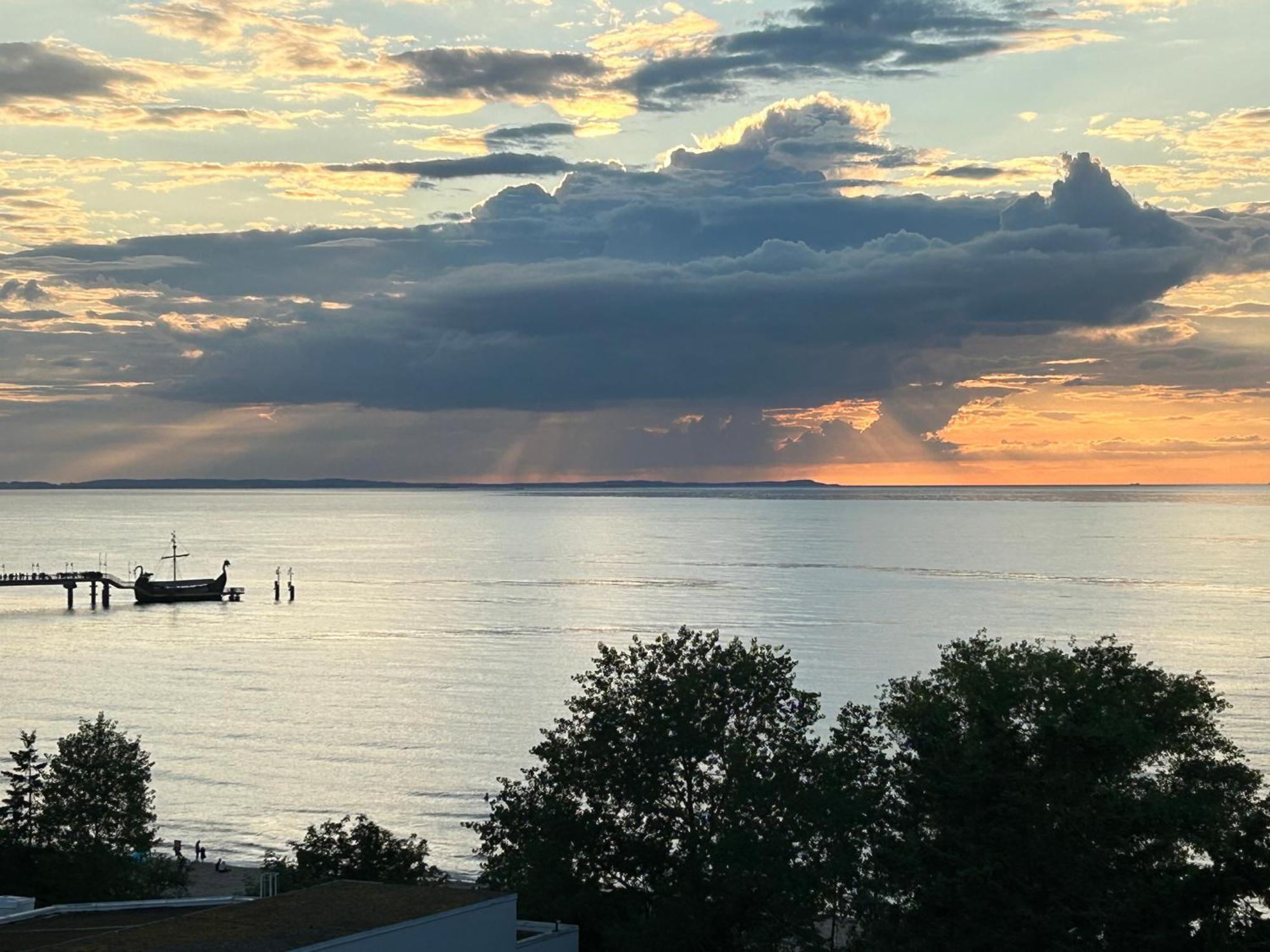Luxe Baltic Sunset Apartman Miedzyzdroje Kültér fotó